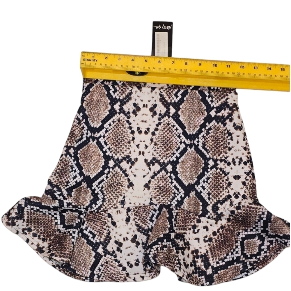 Nasty Gal Snake Print Ruffle Flare Mini Skirt Size Small (US 4) - Picture 6 of 7